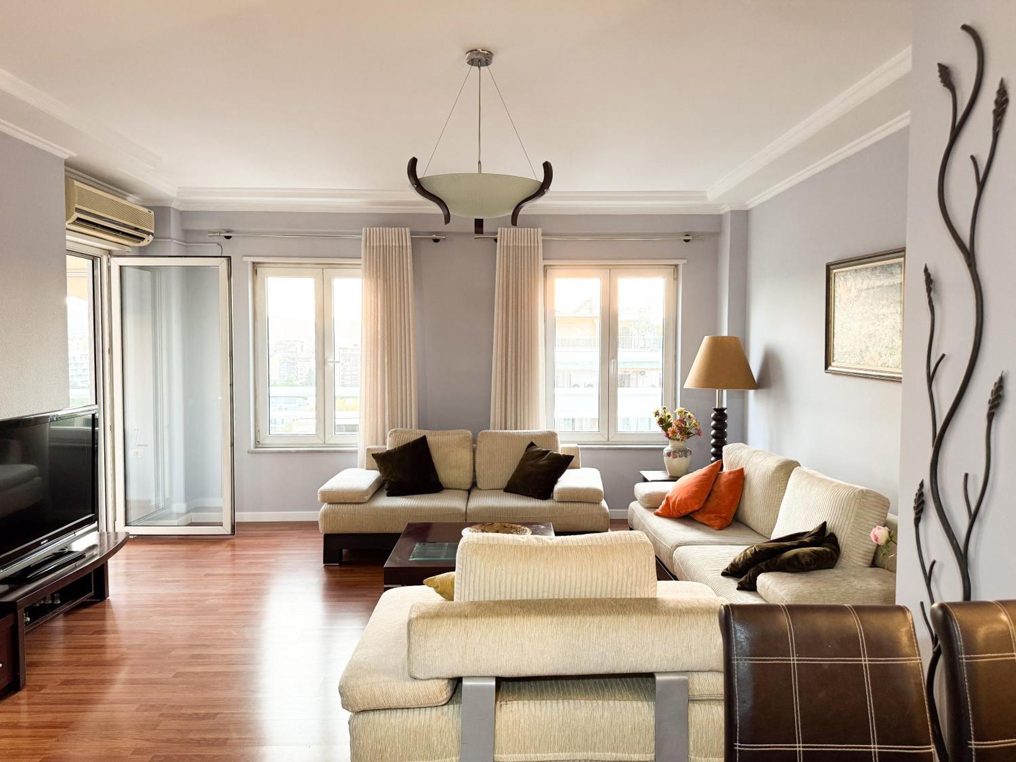 Cozy Near The Pyramid, Center Appartement