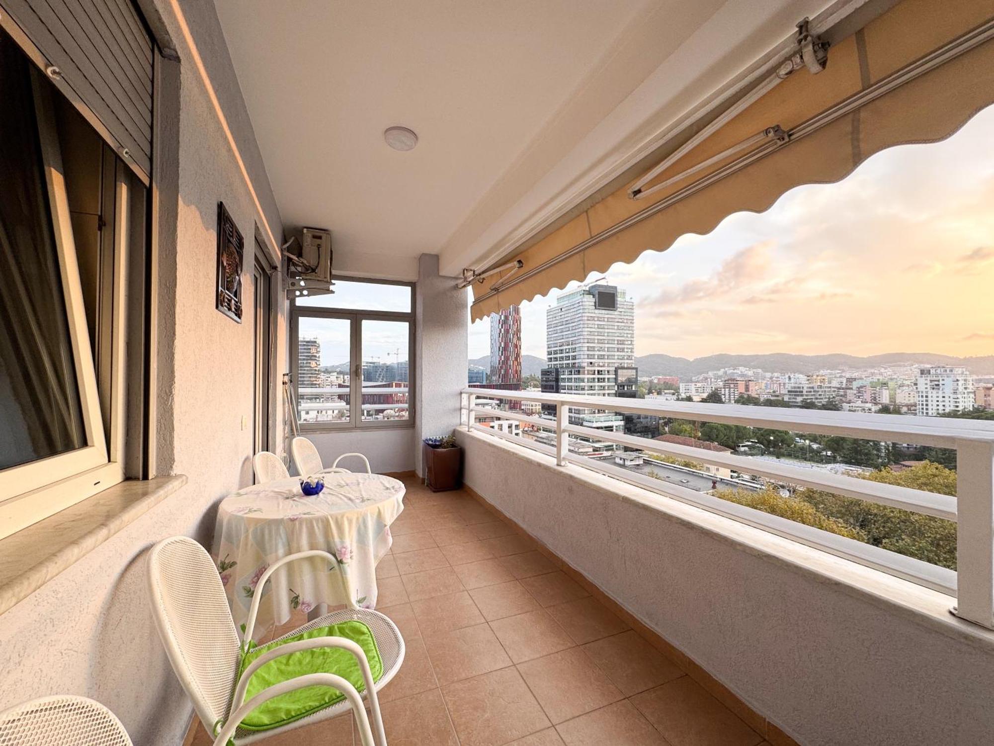 Cozy Near The Pyramid, Center Appartement Tirana